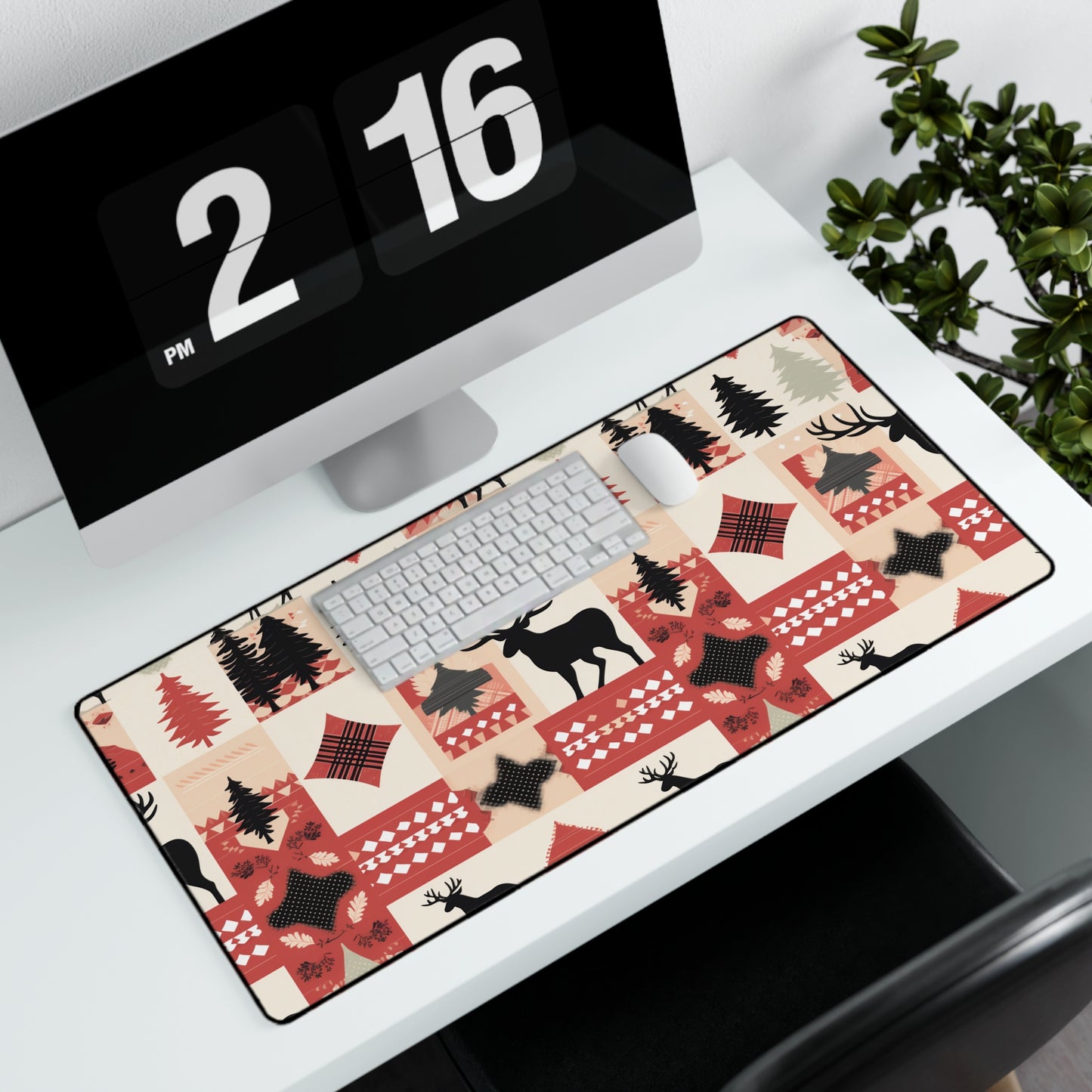 Quilted Look Moose Style Desk Mat | Anti-Fray Durable | High Quality | Sewn Edges | Non-Slip | Supports Optical Mouse | Joyeux Noel